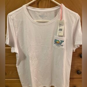 Ladies XL white Florida Vineyard Vine tee